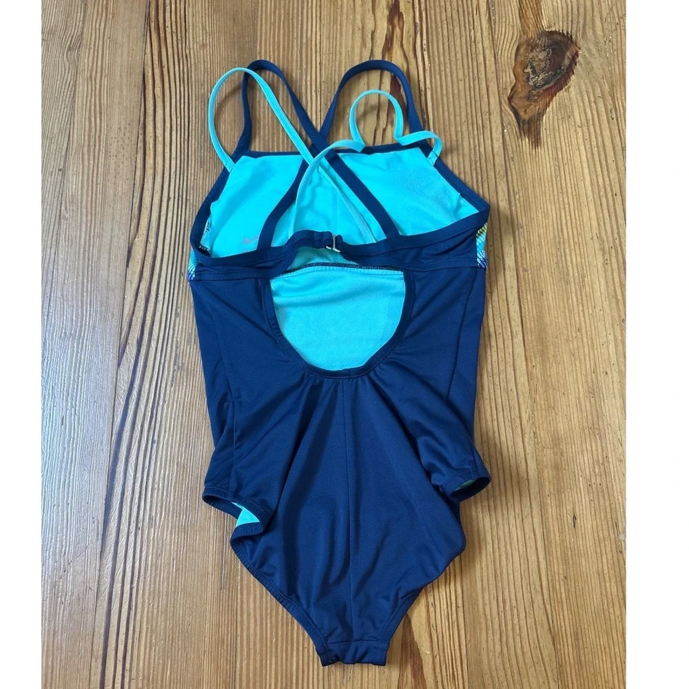 Nike One Piece Swimsuit Women Blue Chevron Athletic Racerback SIZE Small